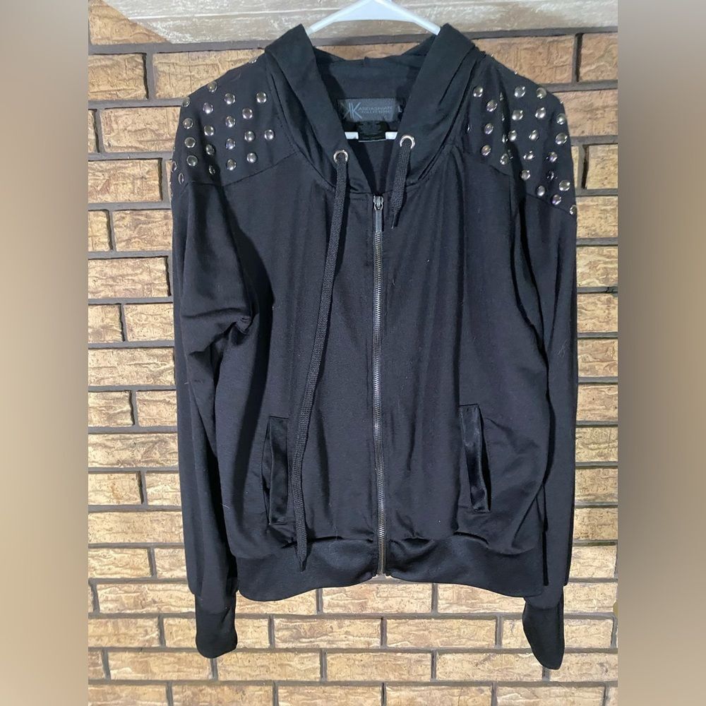 Kardashian workout long sleeve